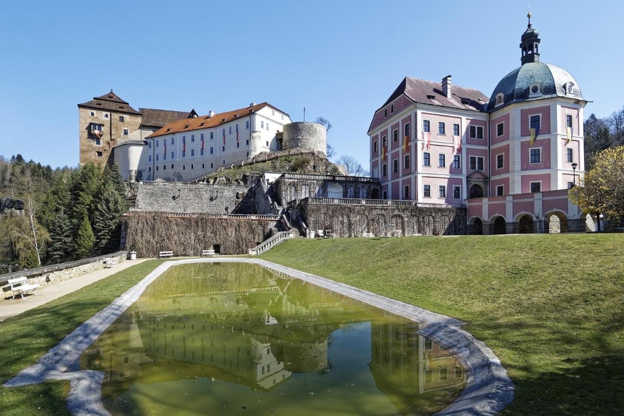 Spa Moser Apartments Karlsbad Exterior foto